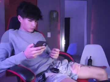 lia_xiomy_ chat room preview Image 4