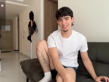 laurabigtits chat room preview Image 11