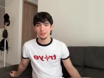 laurabigtits chat room preview Image 16