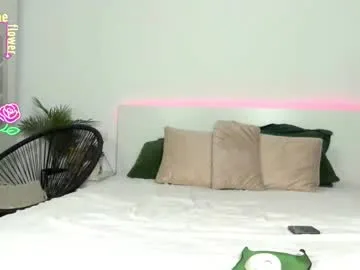 sofia_gomezz10 – webcam model profile photo Image 7