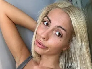 CelestialChloe chat room preview Image 4