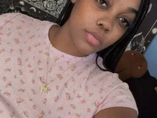 lila_cohen – webcam model profile photo Image 7