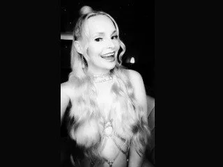 thifa2x – webcam model profile photo Image 2