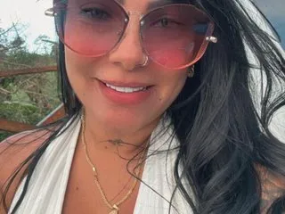 funny_to_see_you_here – webcam model profile photo Image 3