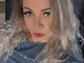 secretlifesecretwife2 – webcam model profile photo Image 3